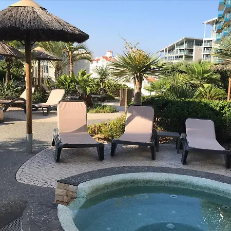 Swimming Pools In Ocean Village - 2 Bed 2 Bath Rock View Apartment